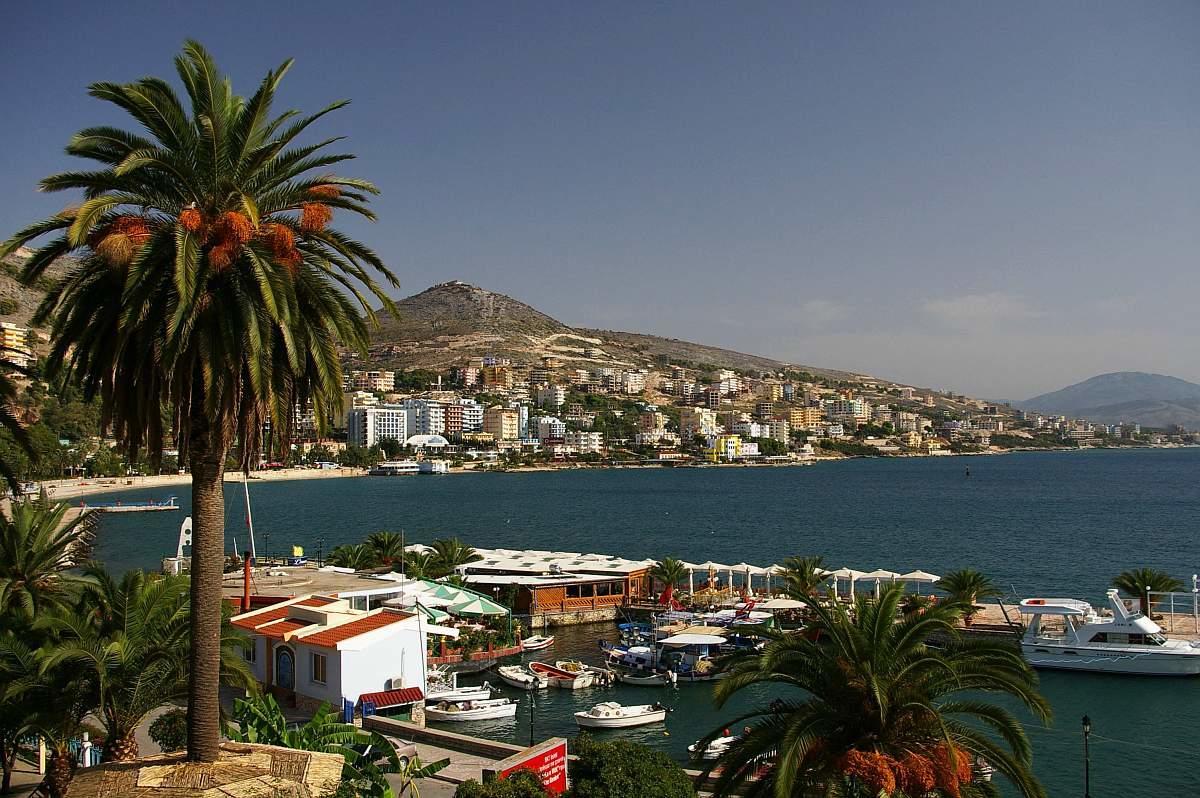 Beautifull Holiday Apartment Larisa Sarandë Eksteriør bilde